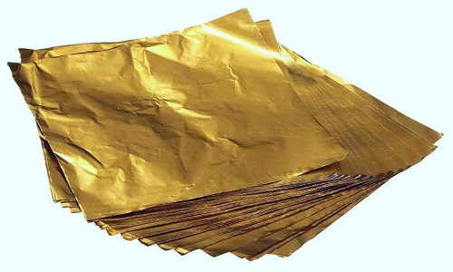 sarmak için kullanılan altın alüminyum folyo